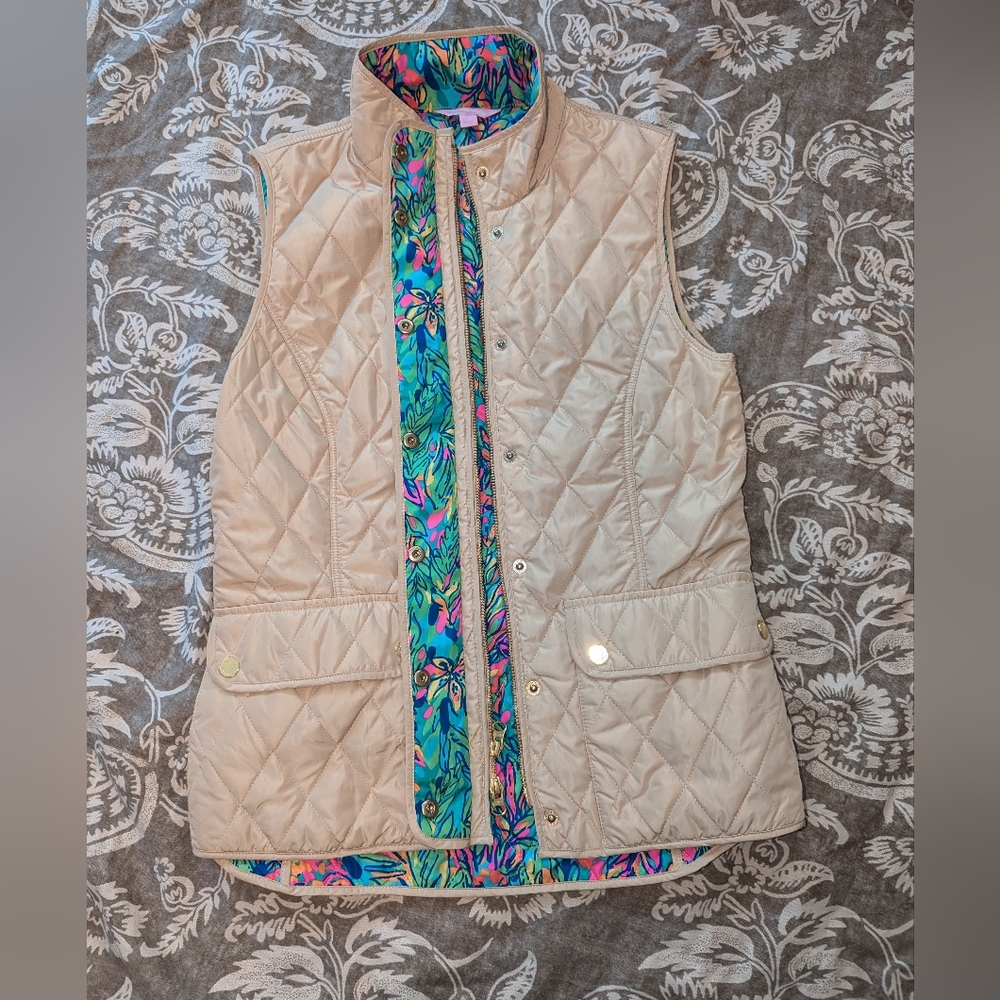 Lilly Pulitzer Beige Quilted Vest with Colorful Trim